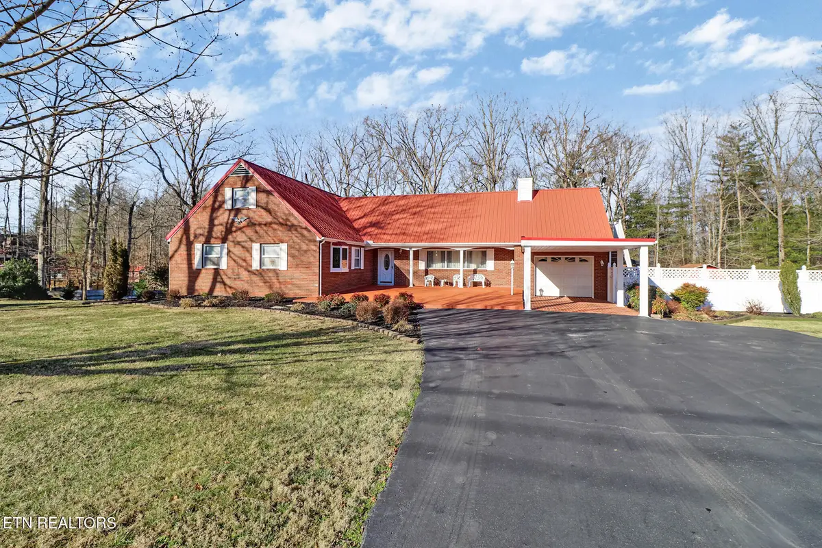 588 & 580 Catoosa Rd, Wartburg, TN 37887 - #1