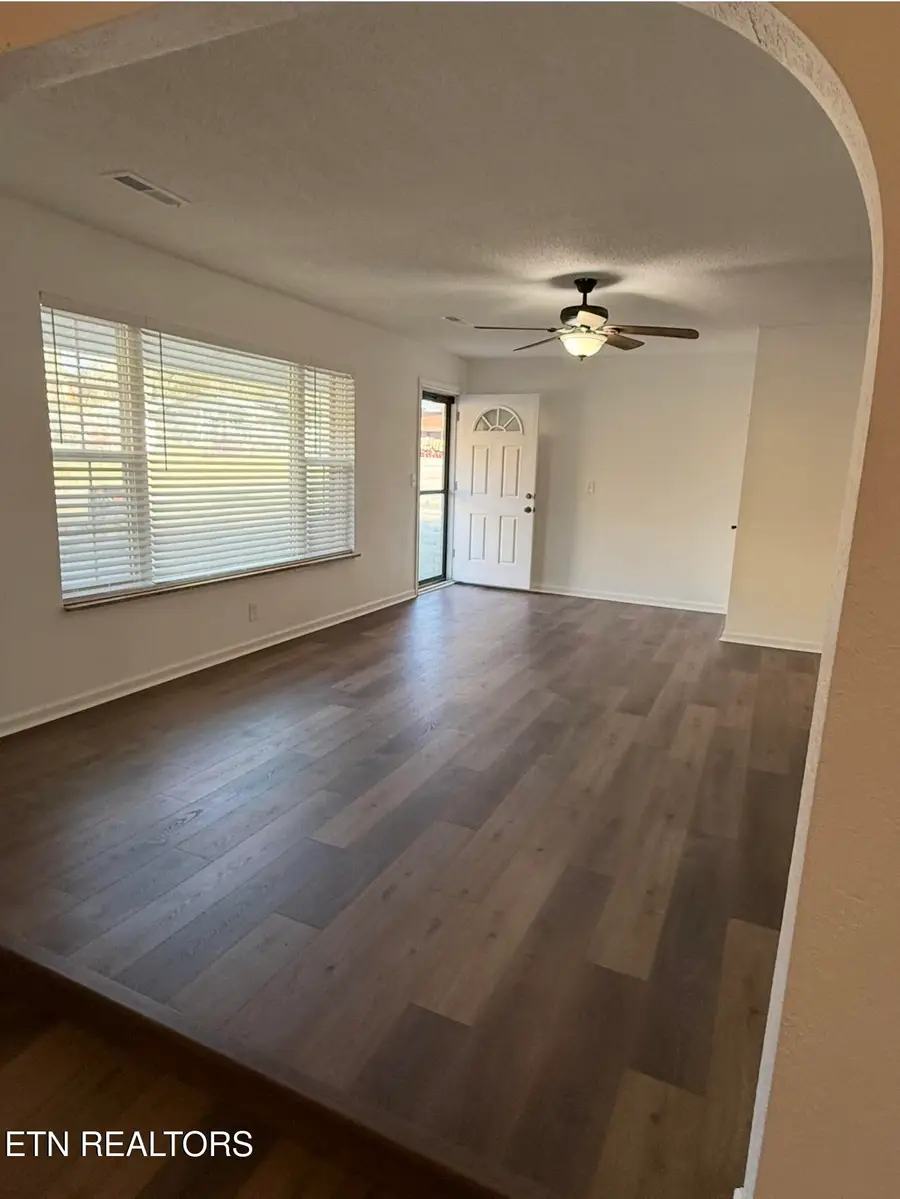 275 Allensville Rd, Sevierville, TN 37876 - #2