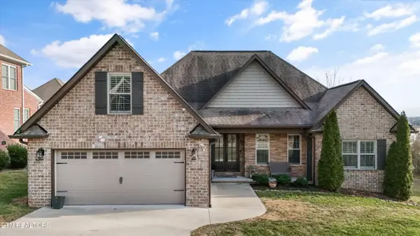 243 Zane Lane, Lenoir City, TN 37772