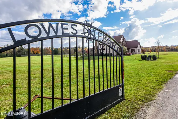 3627 Promontory Point, Louisville, TN 37777