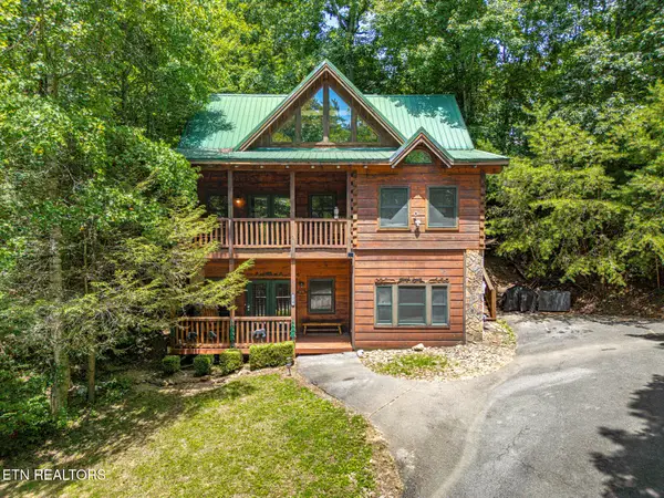 2928 Raven Fork Circle, Sevierville, TN 37876
