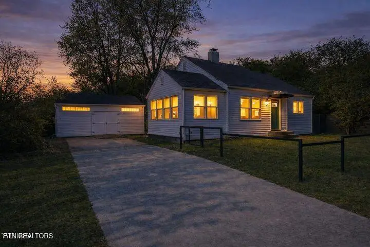 230 Unaka St, Greeneville, TN 37743 - #2