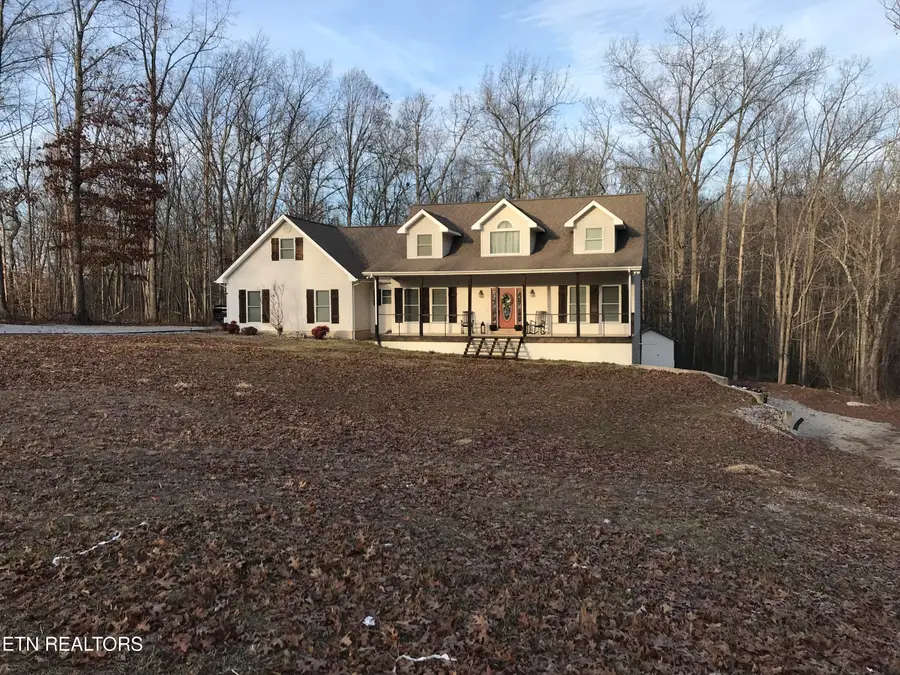 131 East Lane, Jamestown, TN 38556 - #2