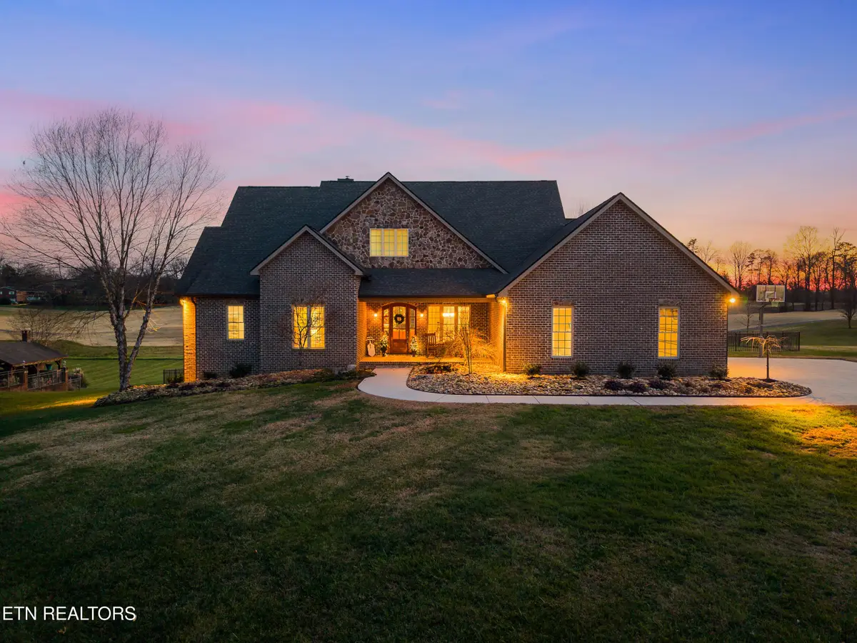 8612 N Ruggles Ferry Pike, Strawberry Plains, TN 37871 - #1