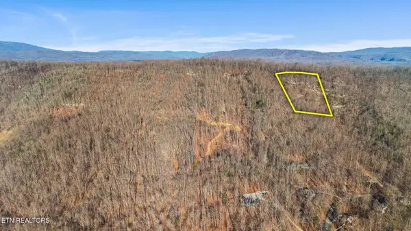 147 Eagle View Lane, Jacksboro, TN 37757