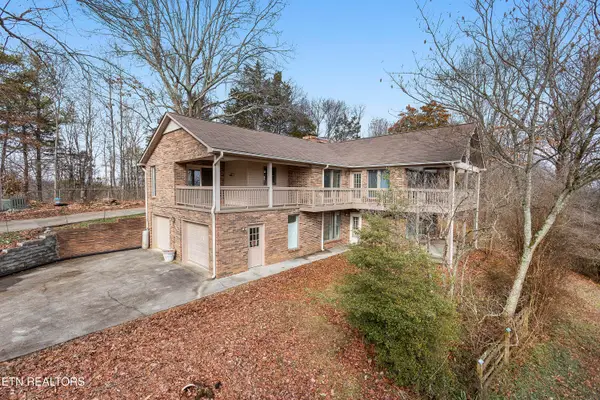 12425 Yarnell Rd, Knoxville, TN 37932