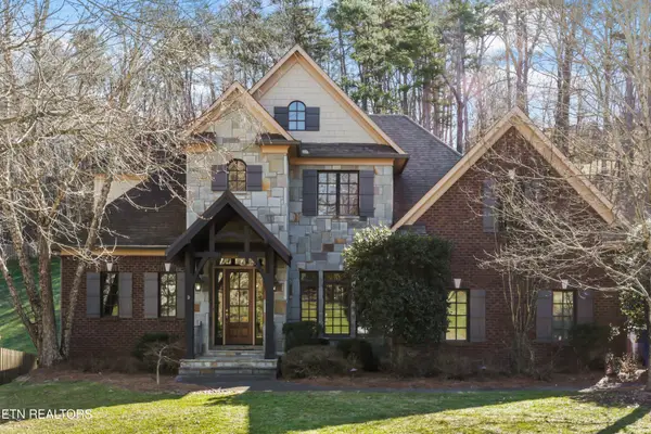 1834 Duncan Woods Lane, Knoxville, TN 37919