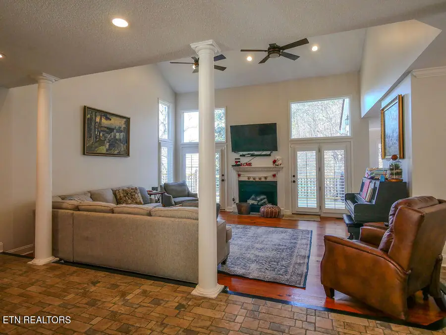 2419 Breckenridge St, Athens, TN 37303 - #3