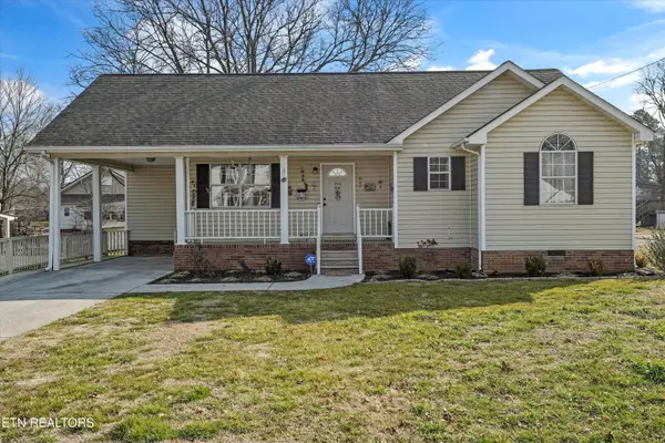 525 Monroe St, Madisonville, TN 37354