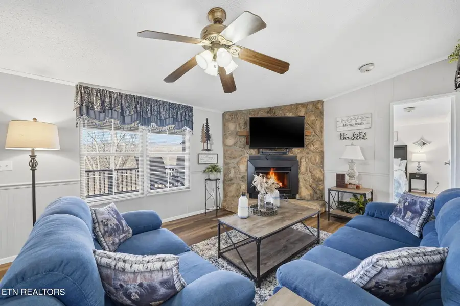 281 Willis Rd, Rogersville, TN 37857 - #2