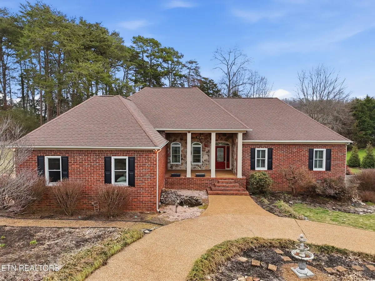 350 River Chase Rd, Lenoir City, TN 37772 - #1