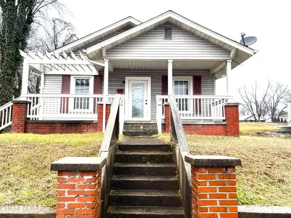 826 Mulberry St, Loudon, TN 37774