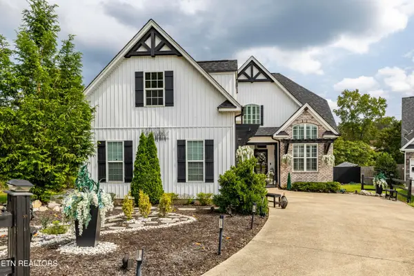 1340 Hillside Lane, Lenoir City, TN 37771