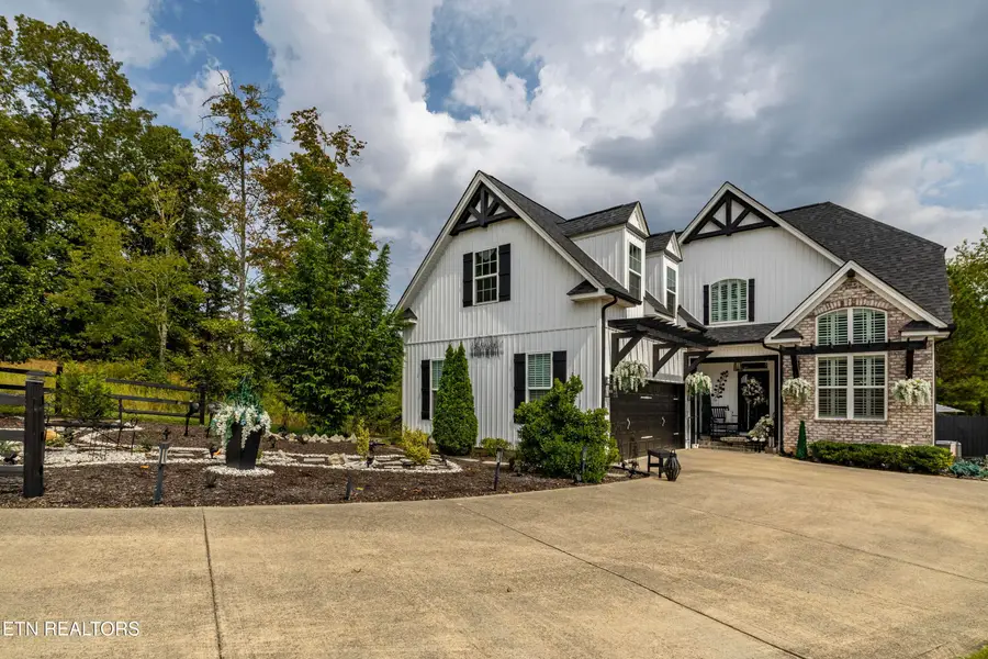 1340 Hillside Lane, Lenoir City, TN 37771 - #2