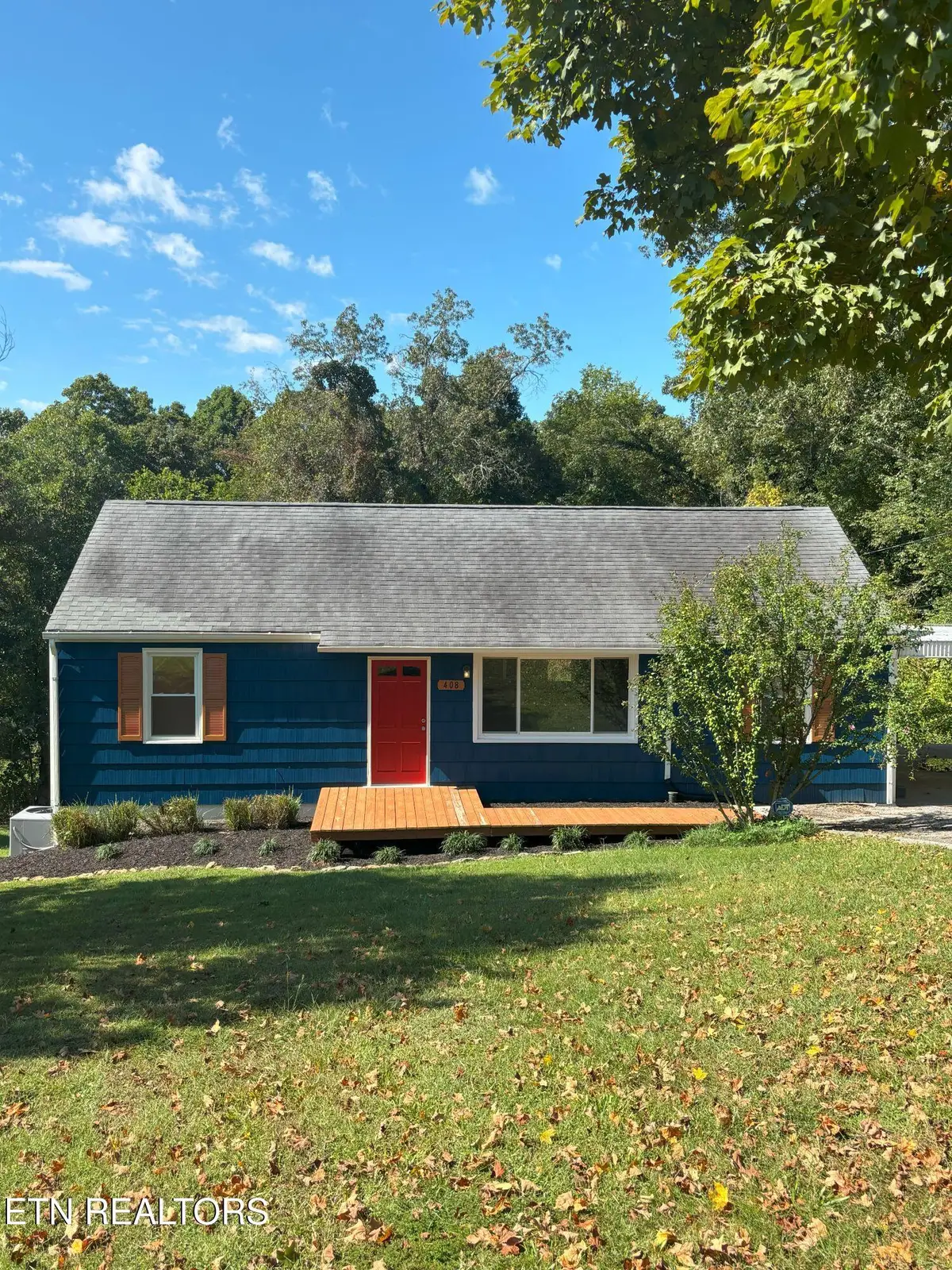 408 Oakcrest Rd, Knoxville, TN 37912 - #1