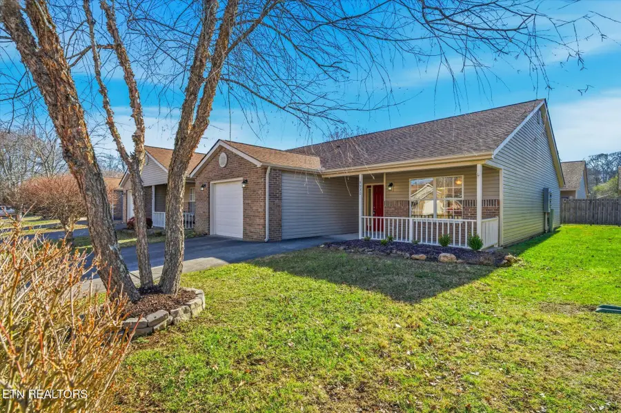 9920 Greylock Way, Knoxville, TN 37931 - #2