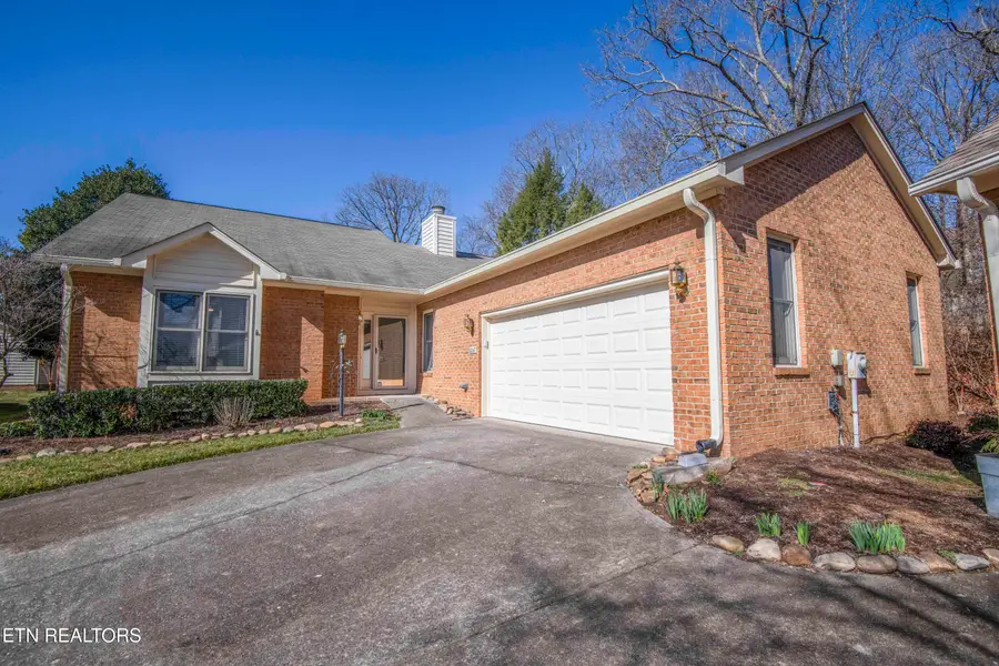 10047 Mccormick Place, Knoxville, TN 37923 - #2