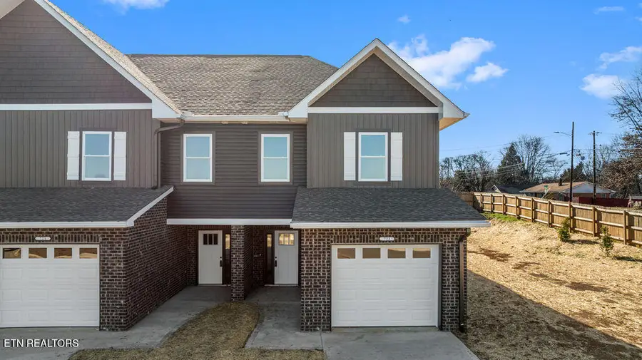 723 Haig St, Maryville, TN 37801 - #2