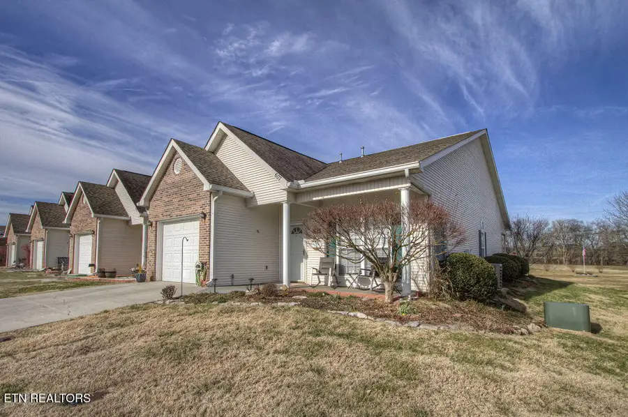 607 Willington Place, Loudon, TN 37774 - #2