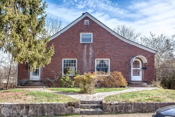 2114 Thalia St, Knoxville, TN 37917