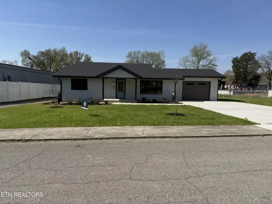 203 Martin St, Kingston, TN 37763 - #3