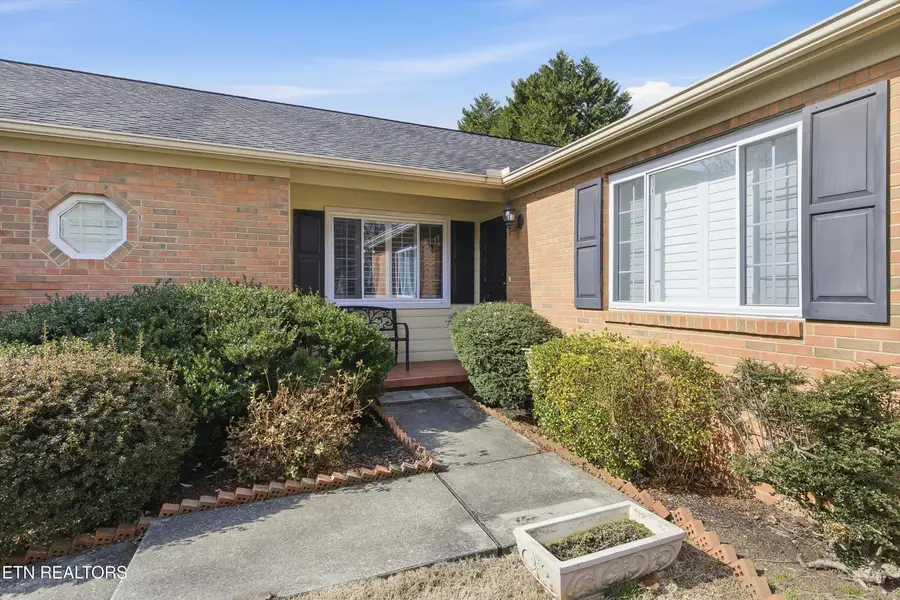 721 Kimbee Rd, Knoxville, TN 37923 - #2