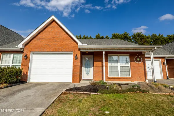 2906 Dominion Drive, Maryville, TN 37803