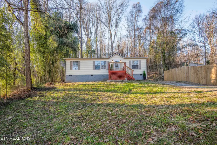 1121 S Army St, Knoxville, TN 37920 - #3