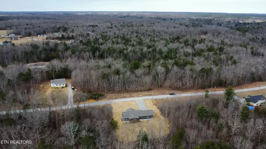 826 Dulog Tr, Jamestown, TN 38556 - #3