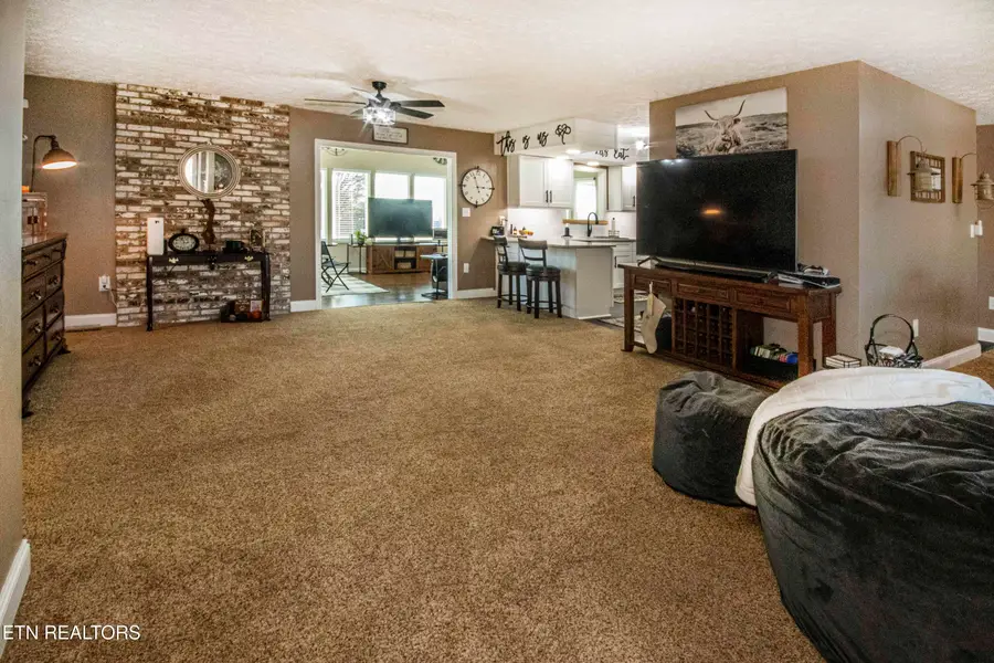 312 James Drive, Lenoir City, TN 37772 - #2