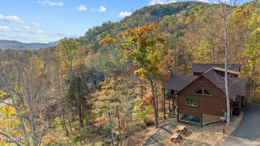 2686 Sulpher Springs Way, Sevierville, TN 37862 - #2