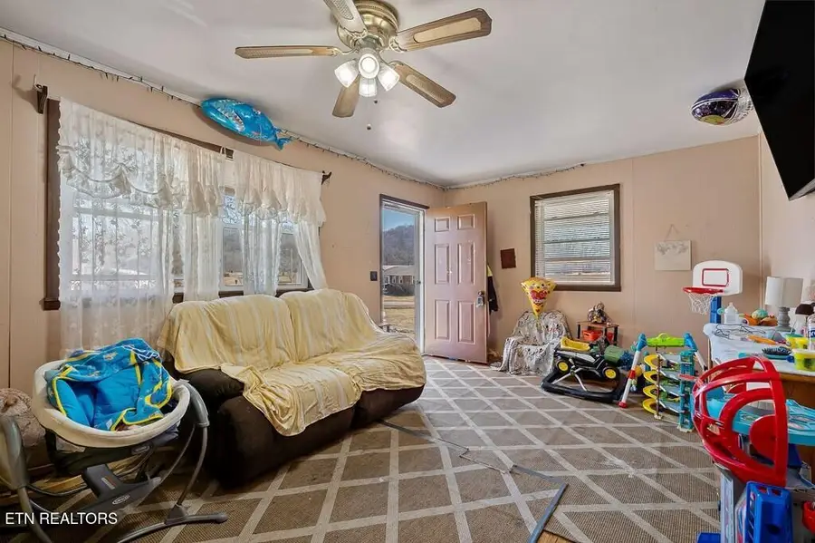 1105 Riverside Drive, Celina, TN 38551 - #2