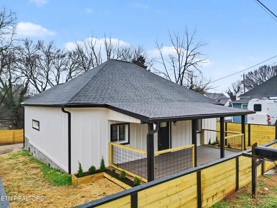 1141 Valley Ave, Knoxville, TN 37920 - #2