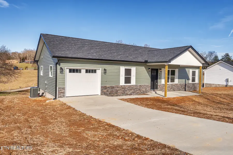 6020 Newport Hwy, Greeneville, TN 37743 - #2