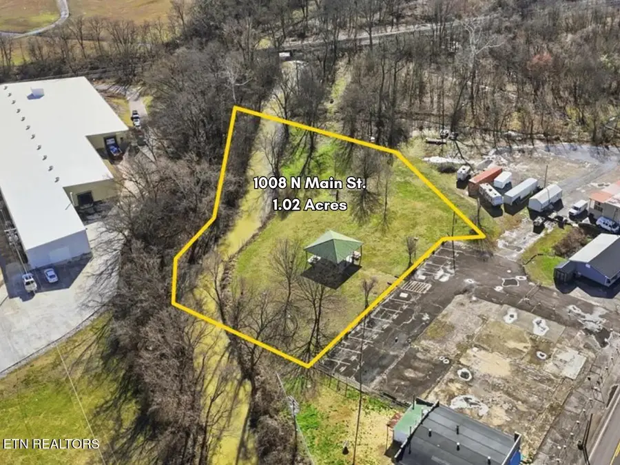 1008 N Main St, Sweetwater, TN 37874 - #3