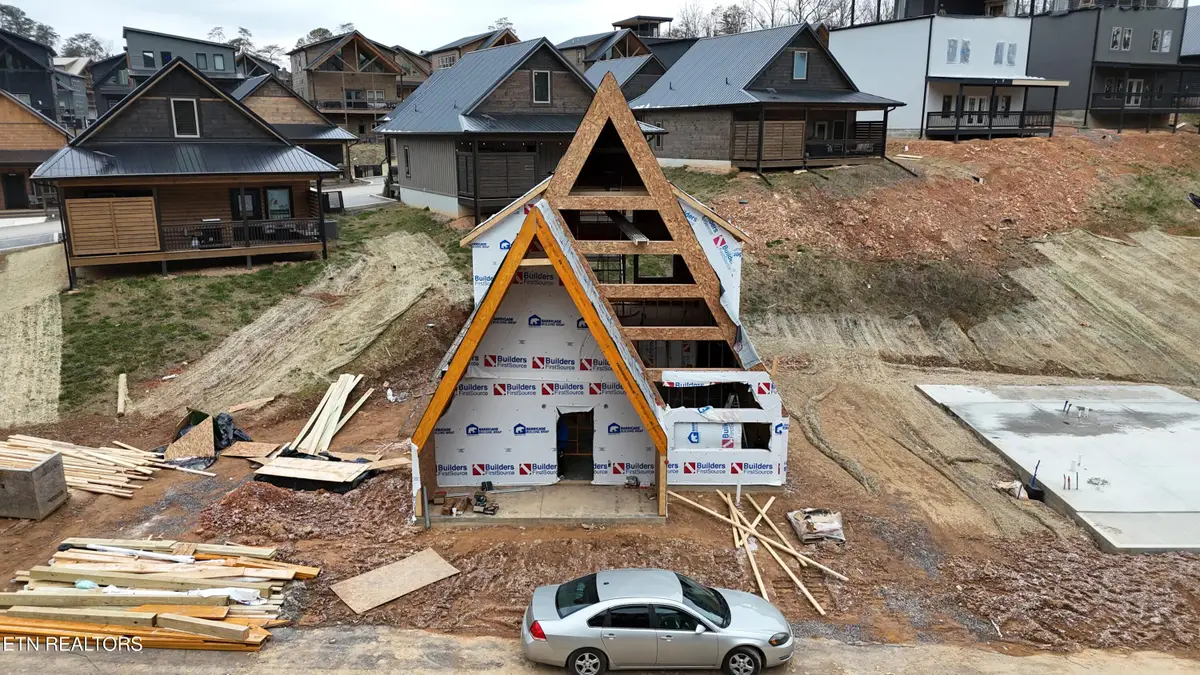 611 Longbow Way, Pigeon Forge, TN 37863 - #1