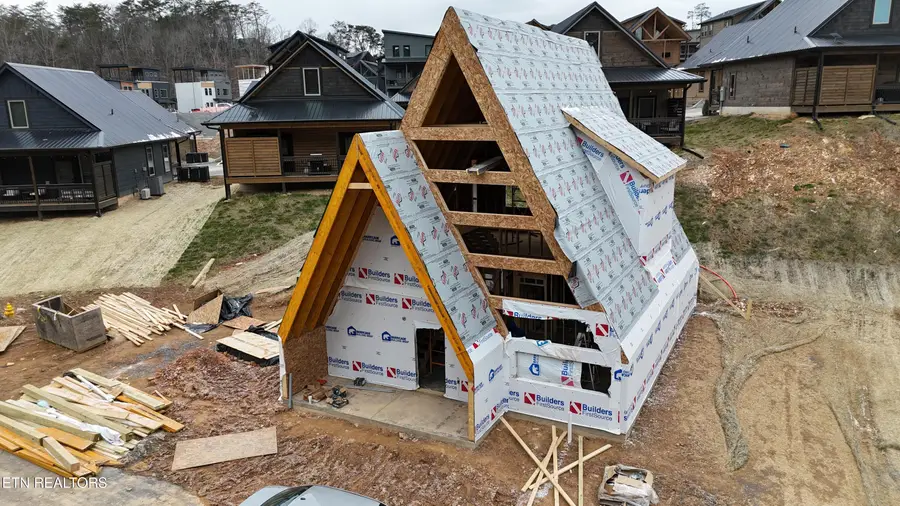 611 Longbow Way, Pigeon Forge, TN 37863 - #3