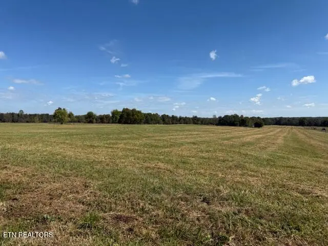 549 Smith Rd, Crossville, TN 38571 - #1