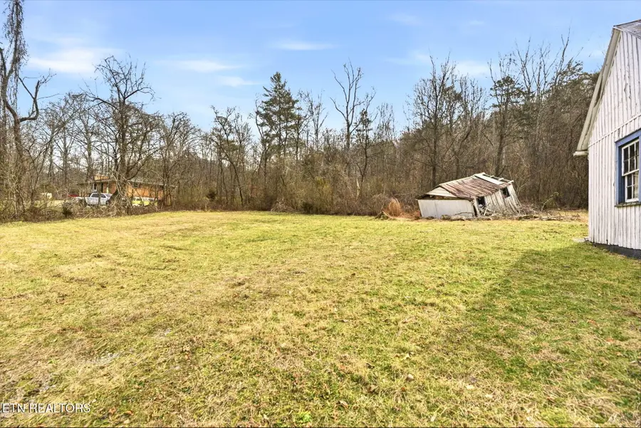 2942 Miller Rd, Powell, TN 37849 - #3
