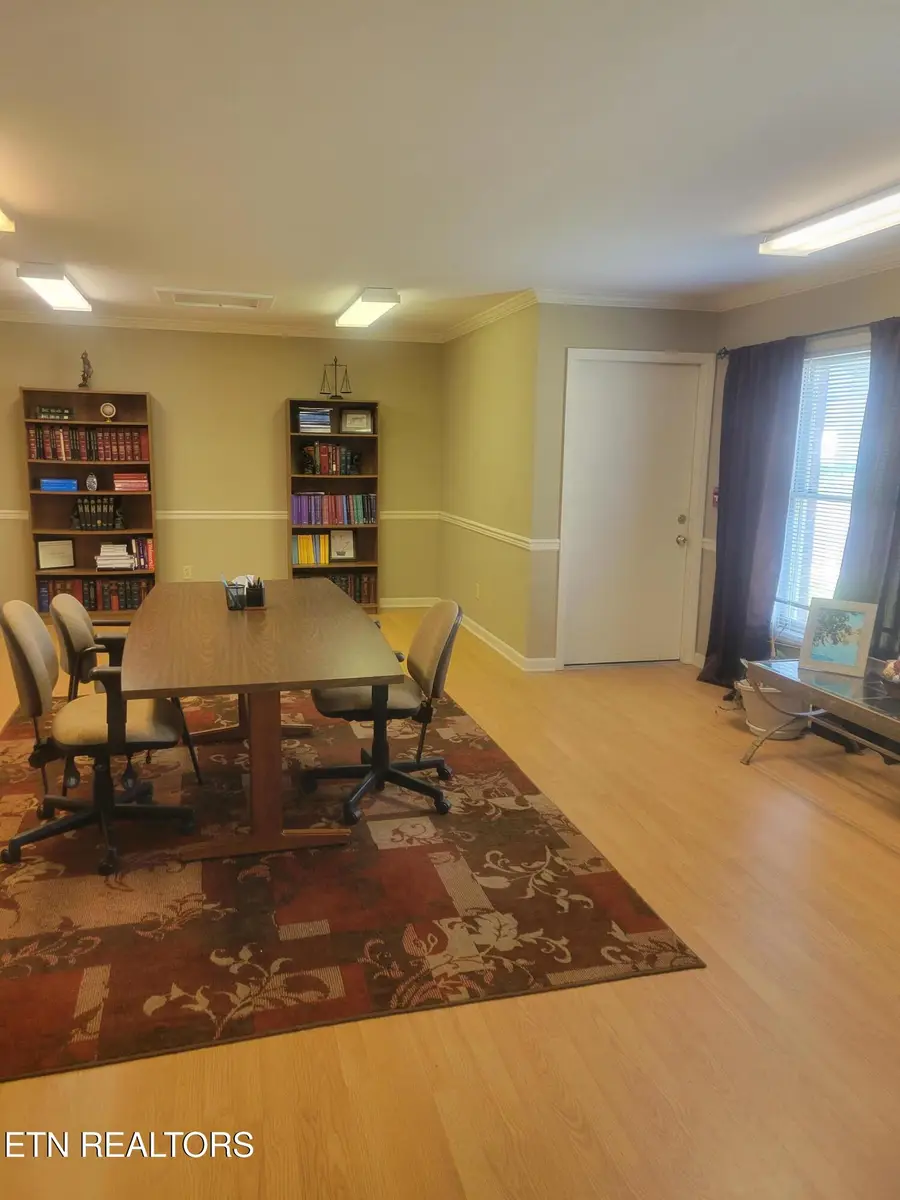 240 W Tennessee Ave, Oak Ridge, TN 37830 - #2