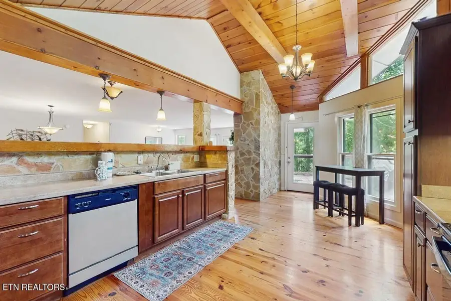 3132 Hatcher Top Rd, Sevierville, TN 37862 - #3