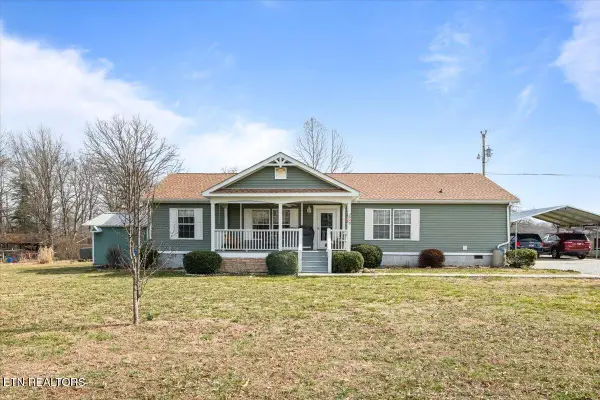 2940 Grave Hill Rd, Oneida, TN 37841
