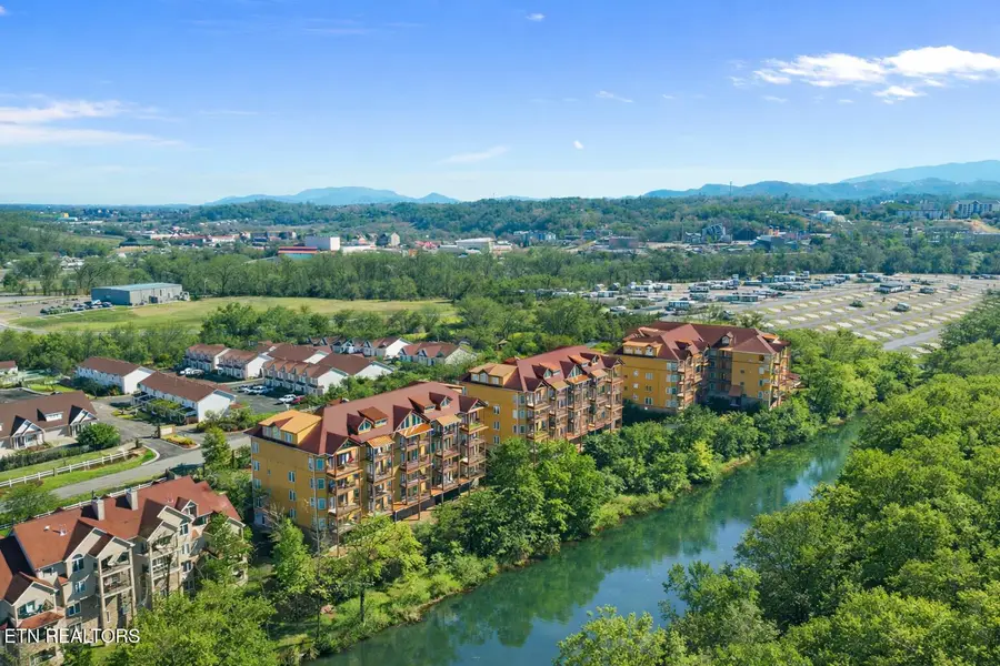527 River Place Way #314, Sevierville, TN 37862 - #2