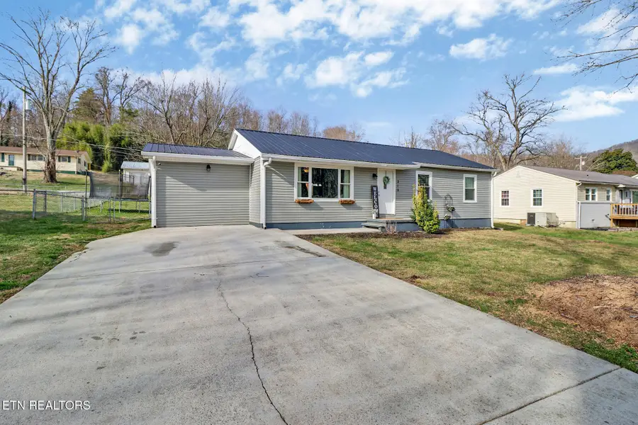 319 Meadowview Drive, Harriman, TN 37748 - #3