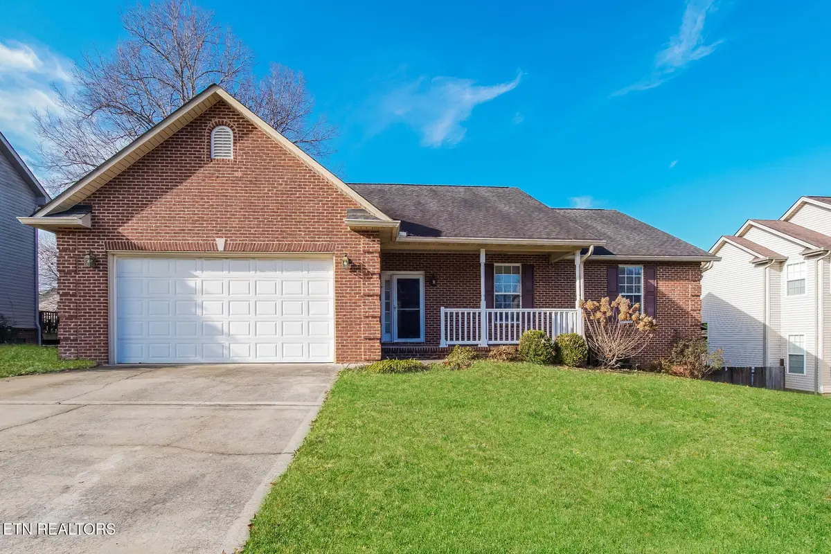 880 Glenfield Drive, Lenoir City, TN 37771 - #1