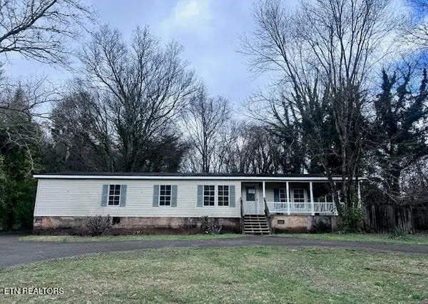 210 Stone Rd, Knoxville, TN 37920