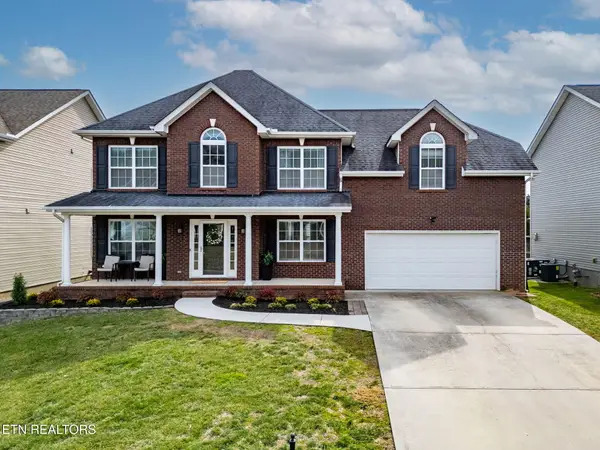 6040 Loftis Creek Lane, Knoxville, TN 37924