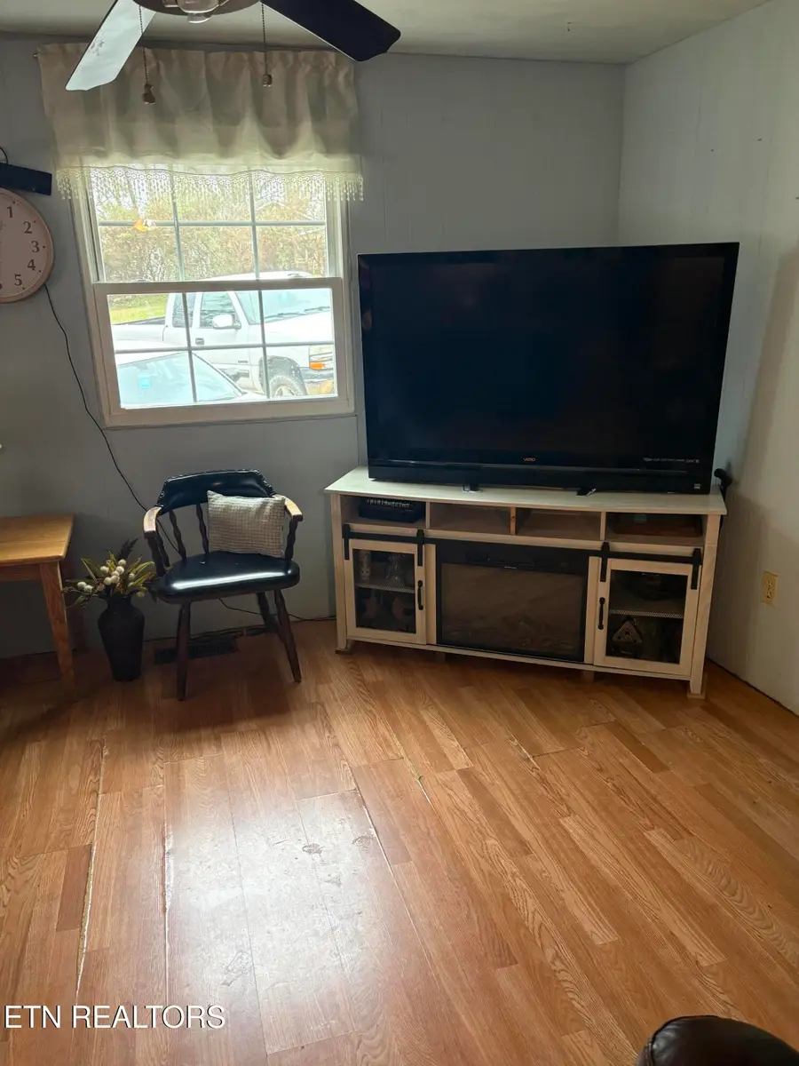 1220 E Dogwood Lane, Sevierville, TN 37862 - #3