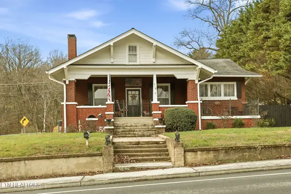 518 N Main St, Clinton, TN 37716