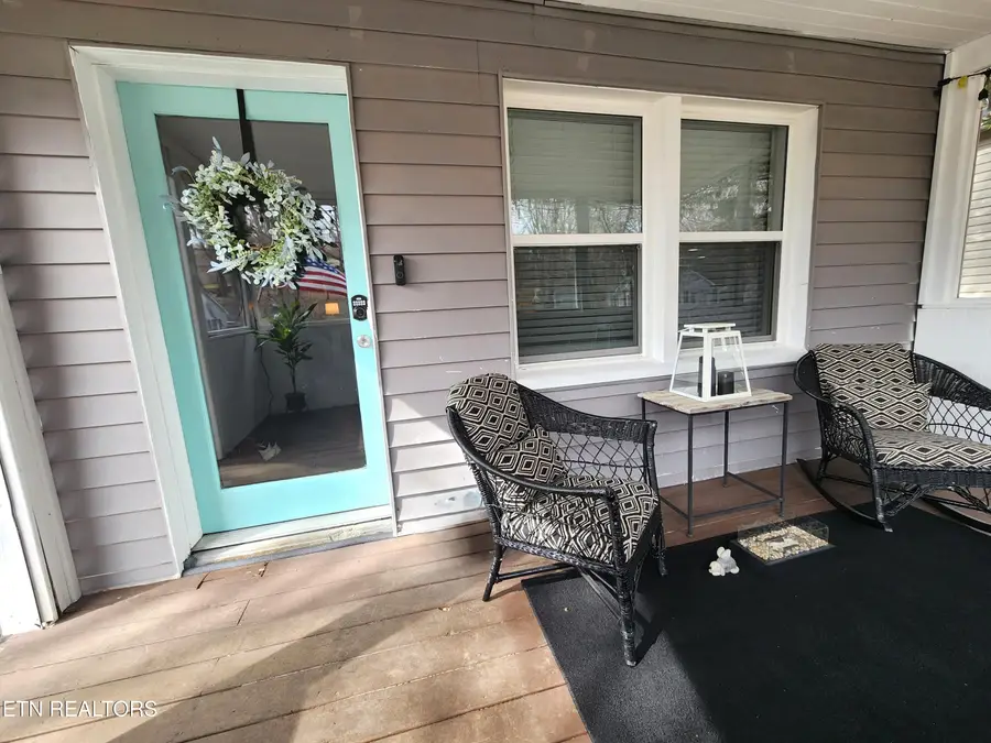 241 Boardman Ave, Maryville, TN 37803 - #3